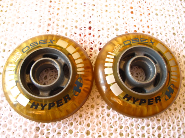 Kółka do rolek HYPER X360- 82mm 82a, 8 sztuk-tanio