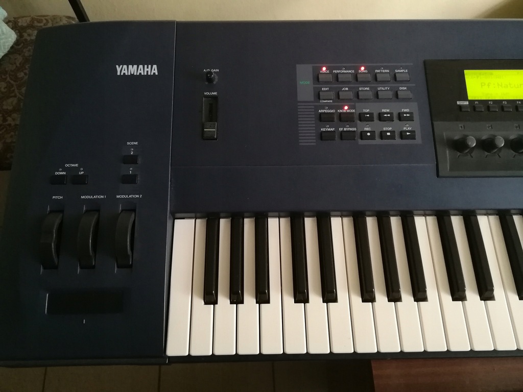YAMAHA EX5 z twardym dyskiem
