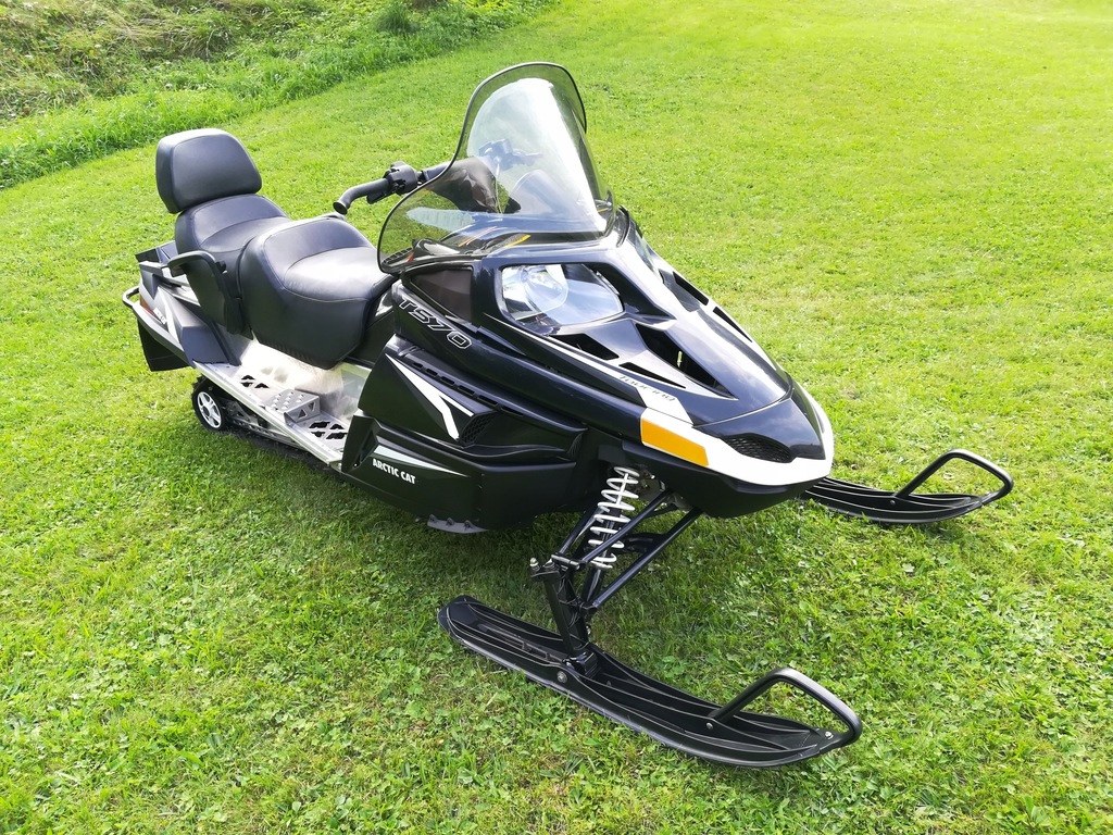 Skuter Śnieżny Arctic Cat T570 2013