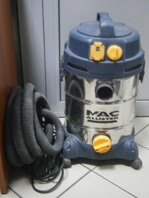 ODKURZACZ MACALLISTER MAC1400-30L