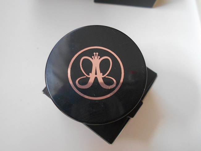 Anastasia Beverly Hills DIPBROW POMADE DARK BROWN