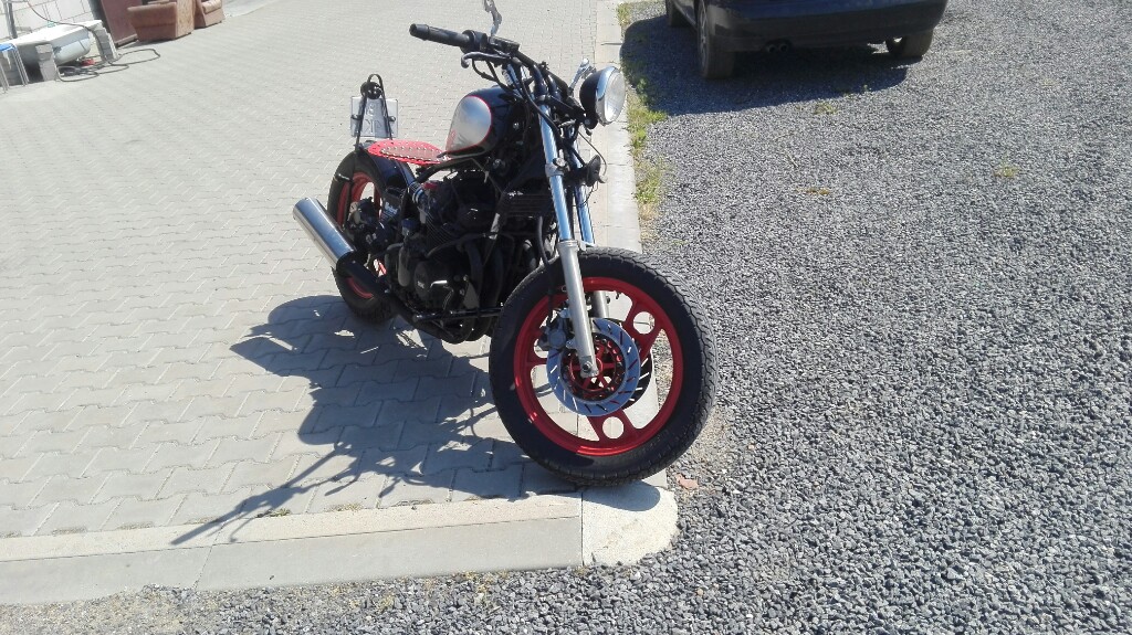 yamaha xj550 bobber