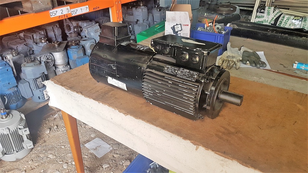 Serwomotor LENZE 4481-Asten MDFMAB 100-32 3kW NOWY
