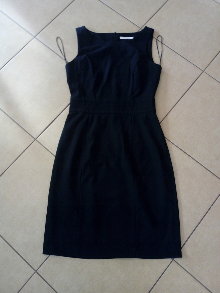 Czarna sukienka 36 Camaieu
