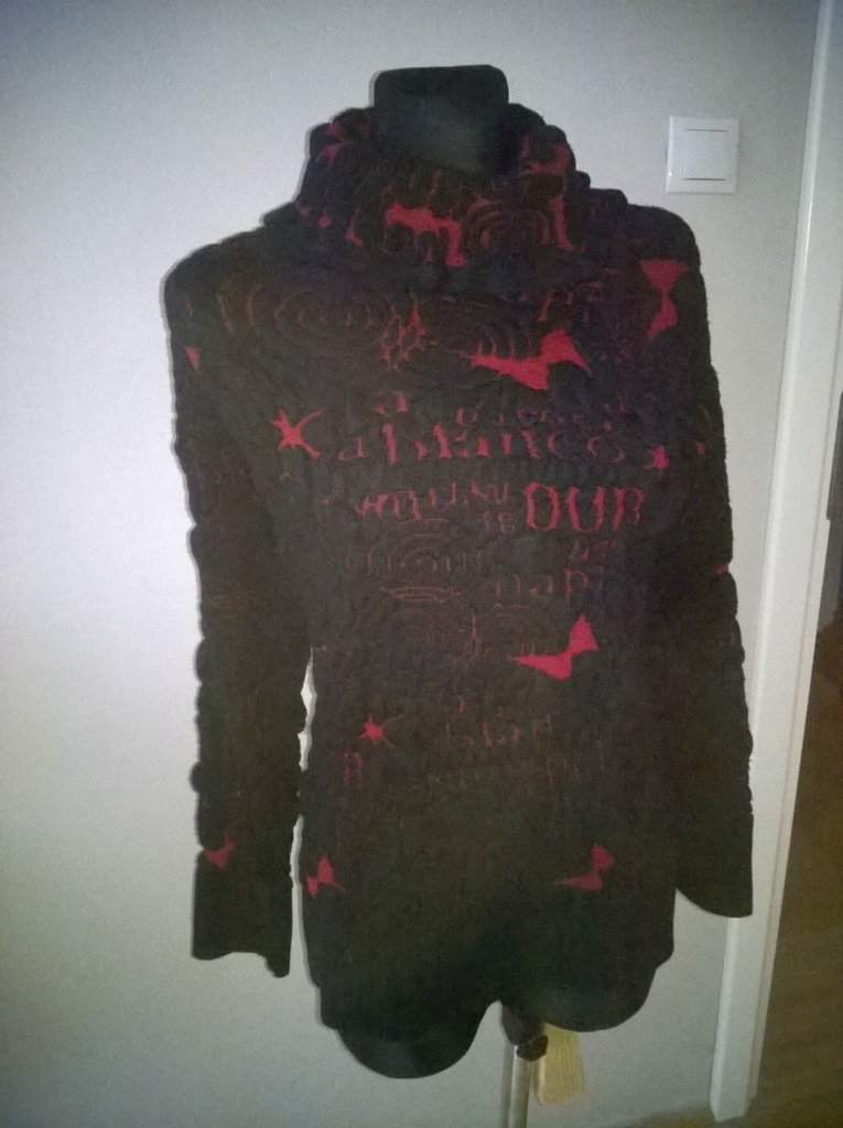 DESIGUAL sweter XL czerń+czerwień