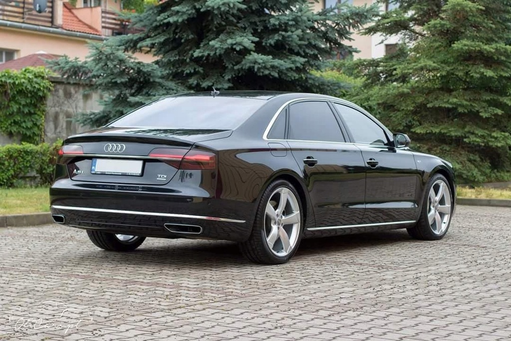 Audi a8 long 2010