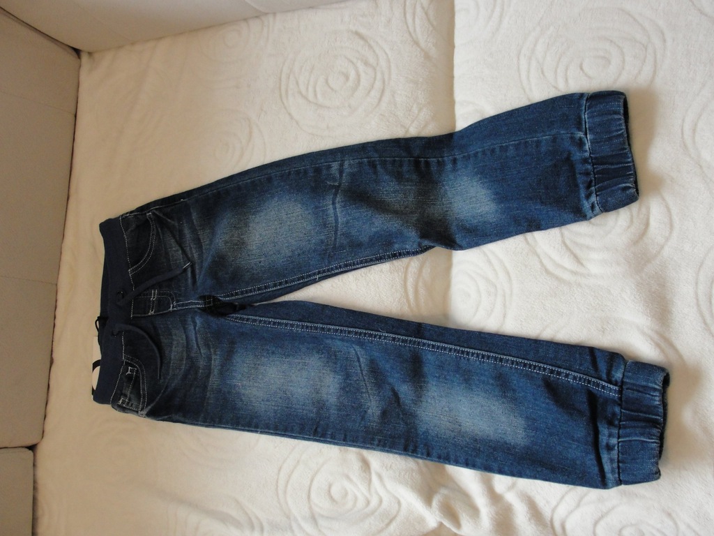 Spodnie jeans firmy Cubus rozmiar 122