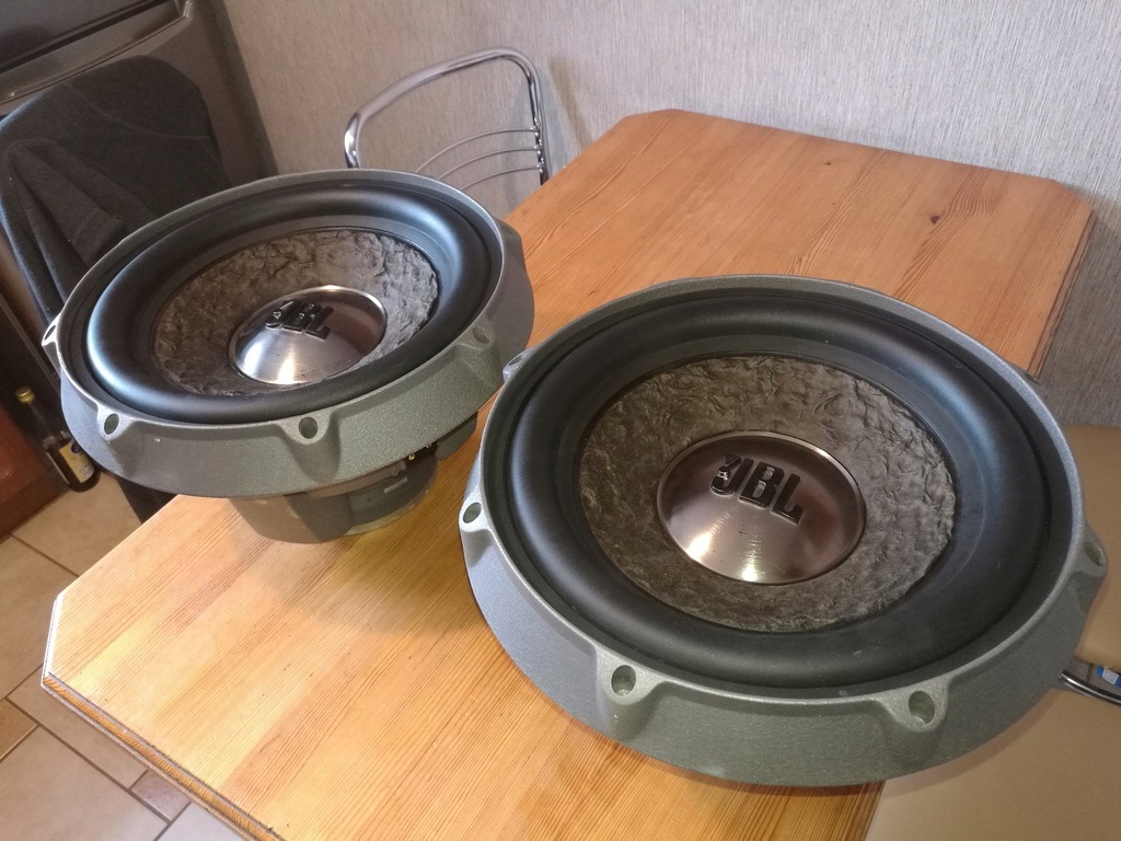 Subwoofer best sale jbl p1222