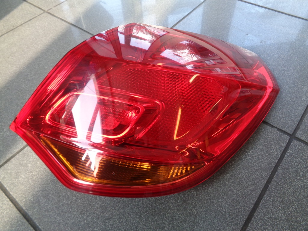 Lampa tylna prawa Opel Astra J - 7205785889 - oficjalne archiwum Allegro