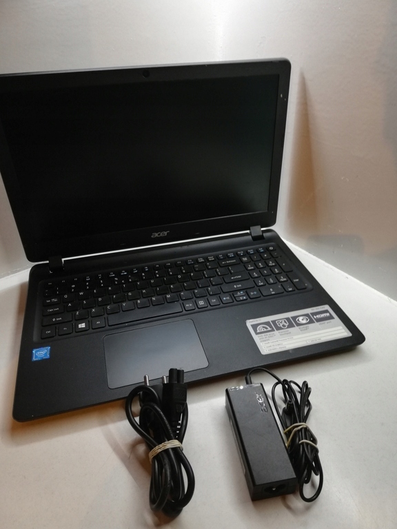 LAPTOP ACER ASPIRE ES1-533 N3350/WIN10/4 GB