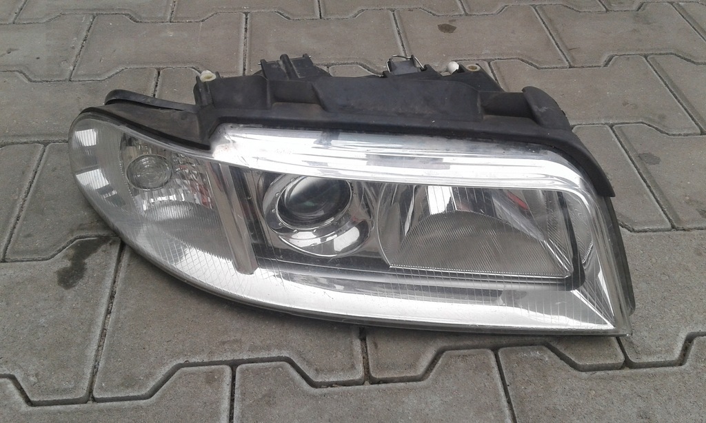 Lampa przód Audi A4 B5 prawa xenon ksenon 7636726624