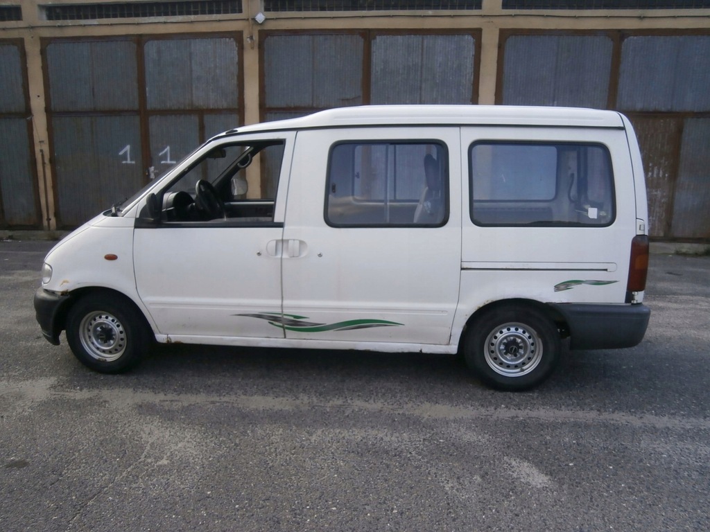 Nissan vanette 1997