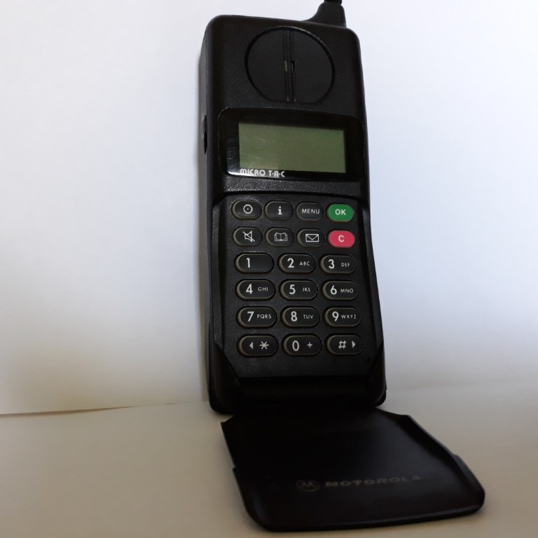 Motorola International 7500