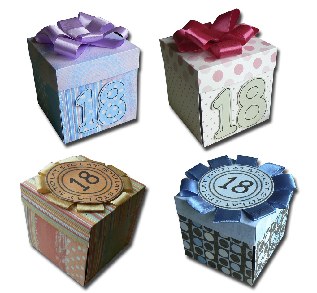 EXPLODING BOX 18 kartka na osiemnaste urodziny - 6855342665 - oficjalne