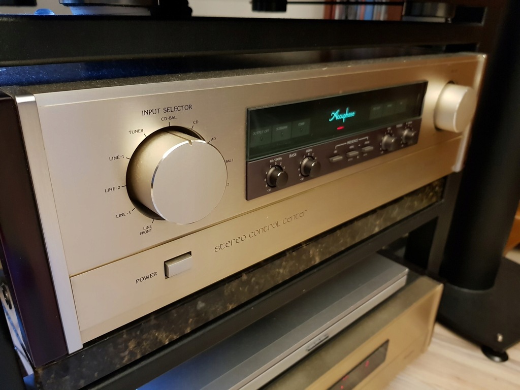 Przedwzmacniacz Accuphase C260