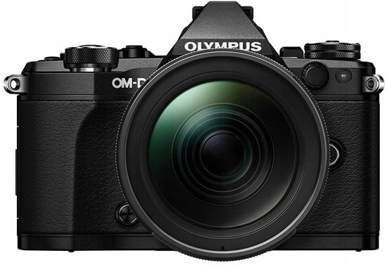Olympus OM-D E-M5 Mark II + 12-40mm F2.8 Pro