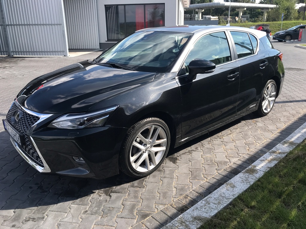 Lexus CT 200h cesja leasing 712 zl/mc gwarancja
