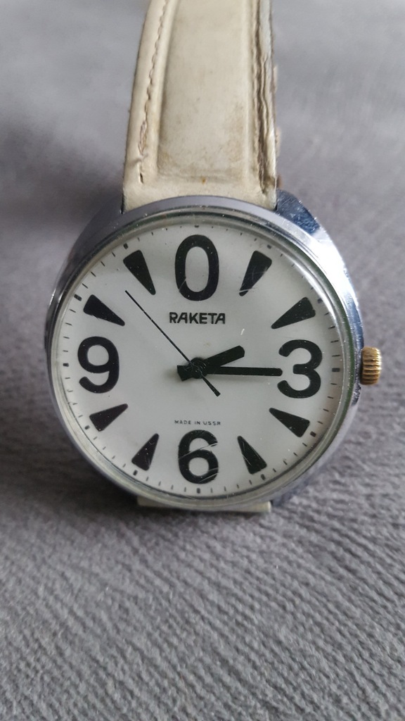 CIEKAWY- ZEGAREK RAKETA MADE IN USSR-BIG ZERO