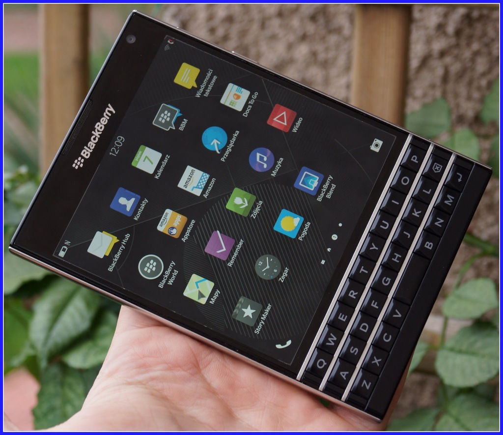 ŁADNY BLACKBERRY PASSPORT SQW100-1 GWARANCJA !!