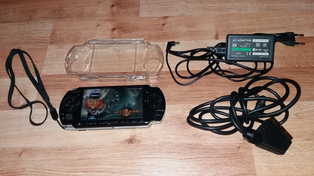 PSP 3004 PB ideał 32 gB  36 gier przerobiona