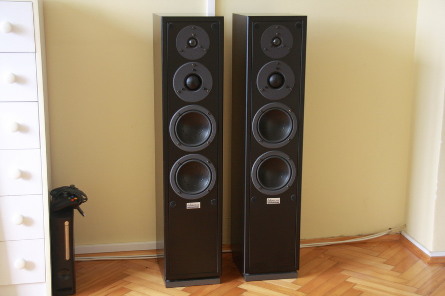 dynaudio contour 2