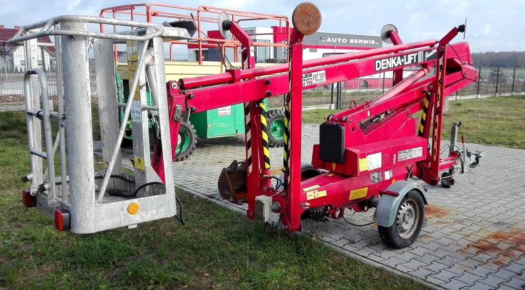 PODNOŚNIK NA PRZYCZEPIE DENKA lift DK8 JR12
