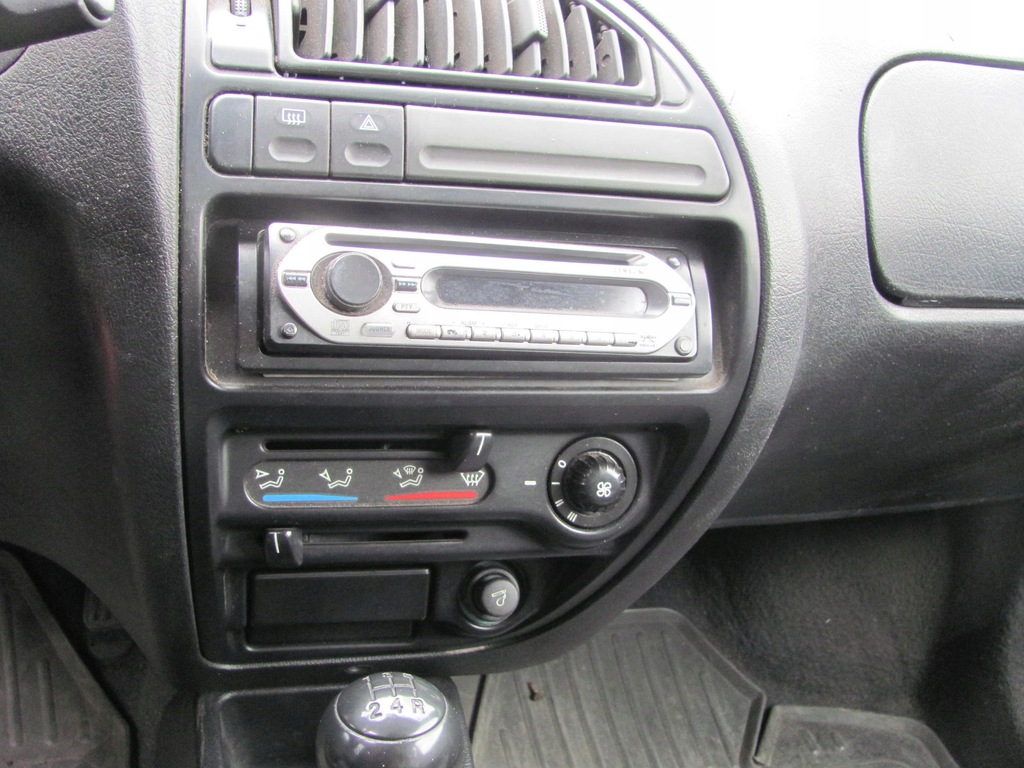 PANEL NAWIEWU CITROEN SAXO 1.1 B CZĘŚCI