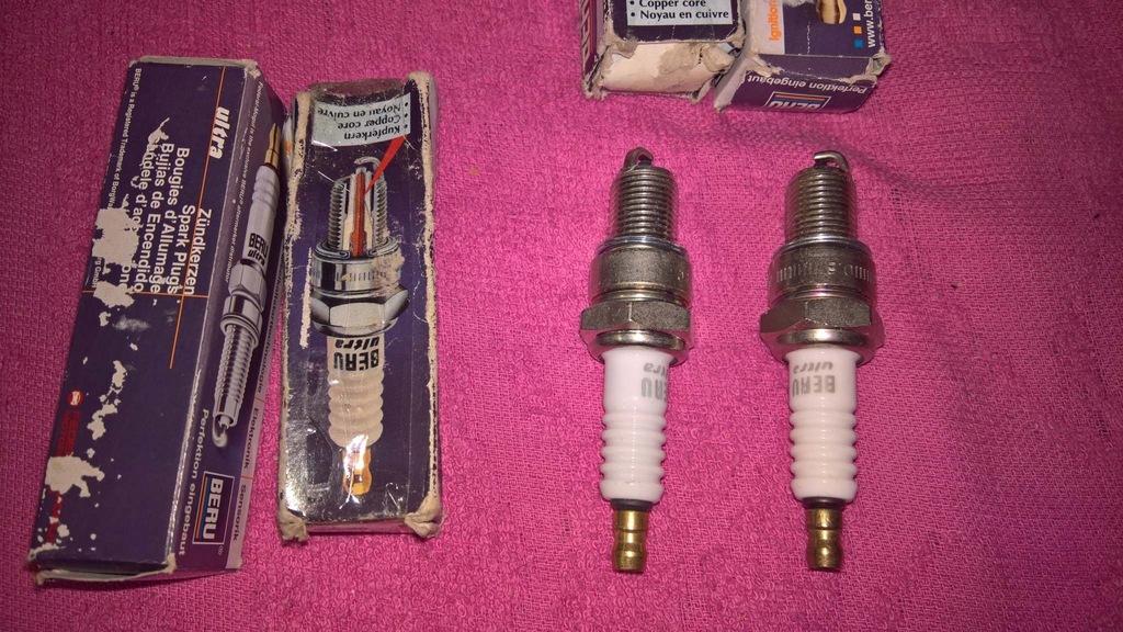 4 sztuki świece zapłonowe BERU ultra 14R - 7DU R6