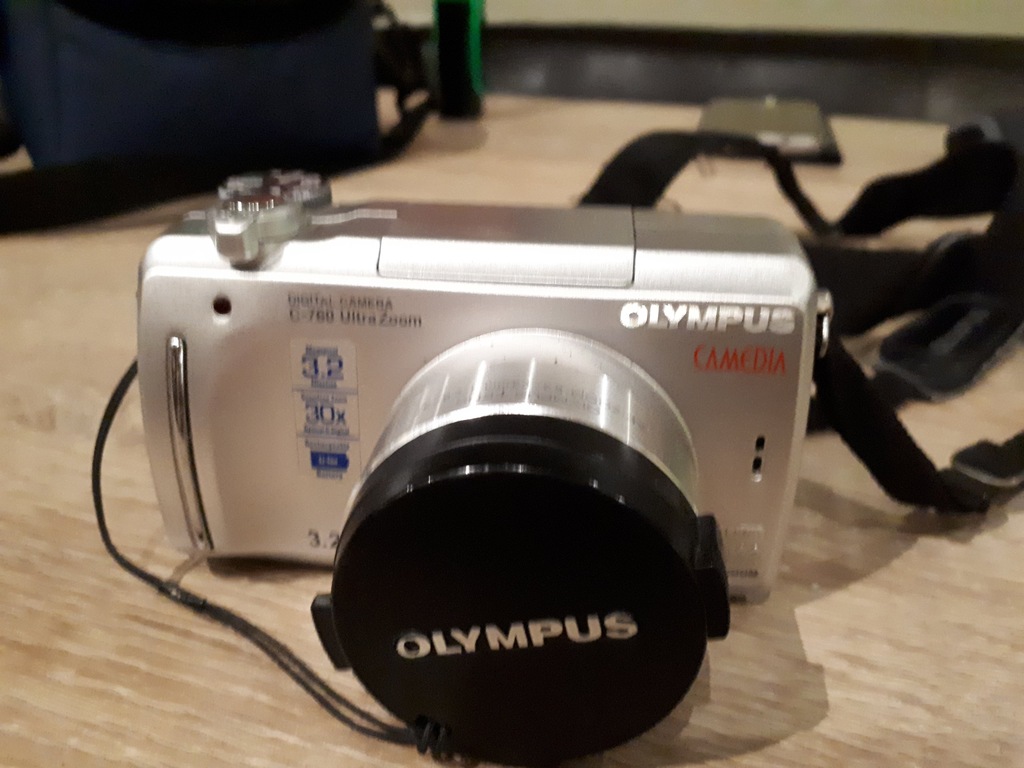 Aparat Olympus C760