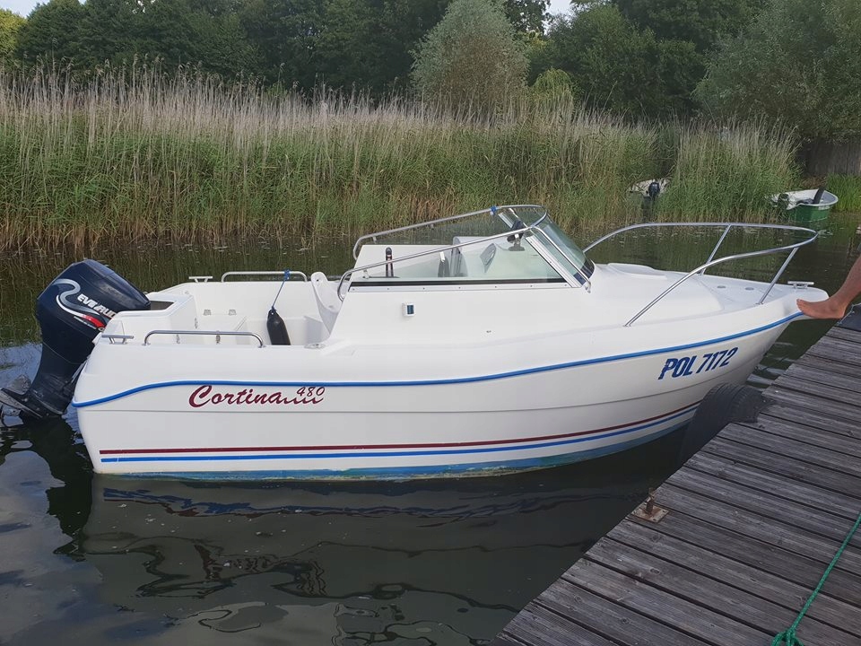 Motorówka Cortina 480