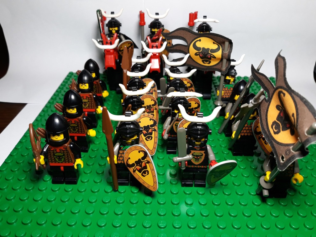  LEGO CASTLE ZAMEK RYCERZE ARMIA KNIGHTS KINGDOM