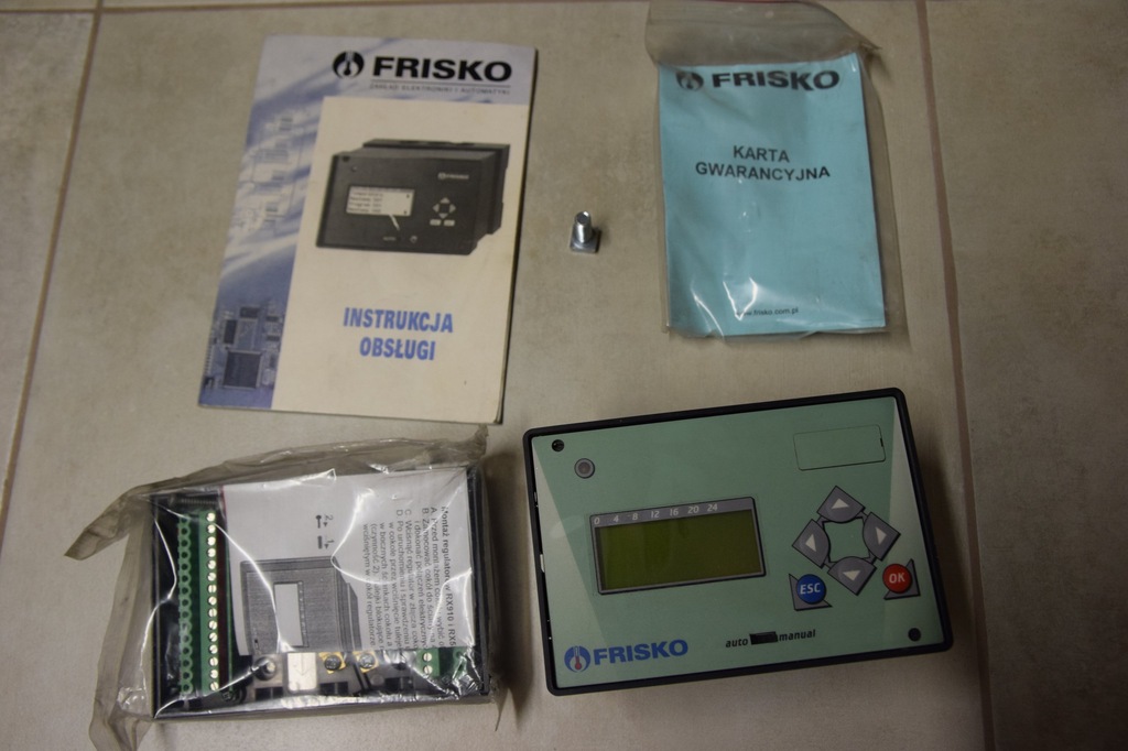 Regulator RX910-TRIO/. Do sterowania 3 obwodami,