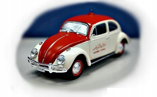 VOLKSWAGEN GARBUS / NOWY / 1:43 / POLICJA