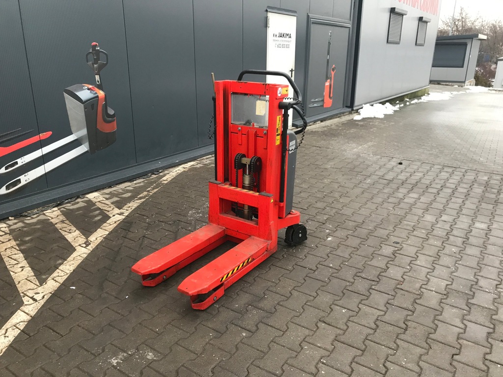 PALECIAK ELEKTRYCZNY WÓZEK WIDŁOWY 1000 KG 90 CM