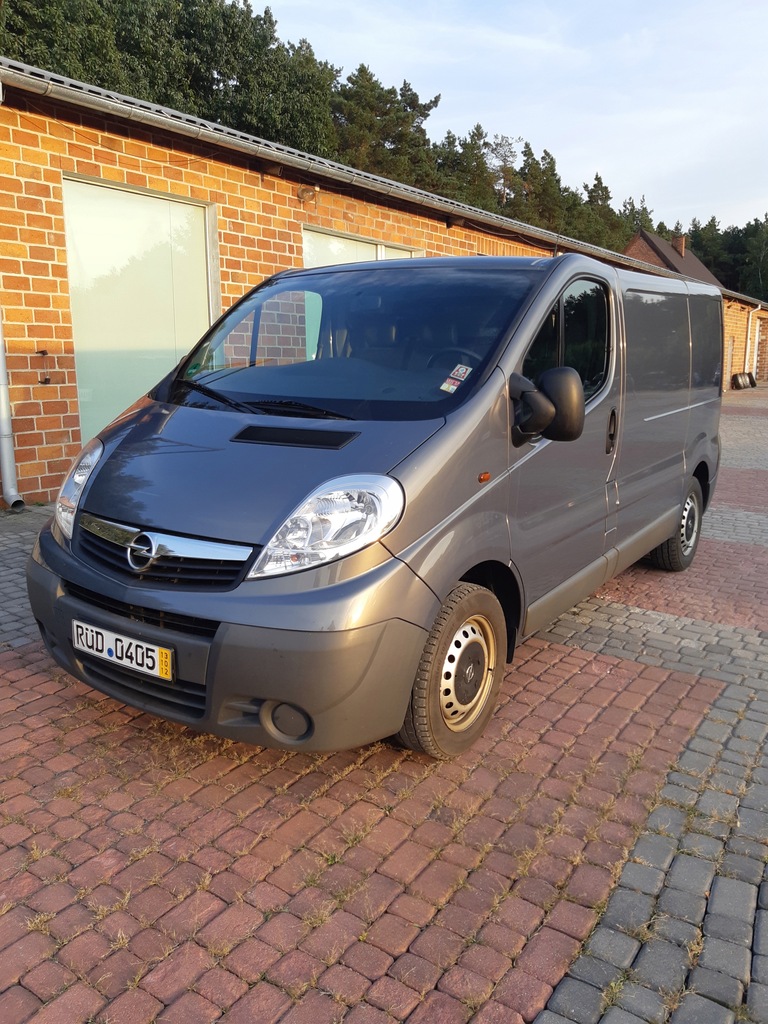 Opel vivaro 2