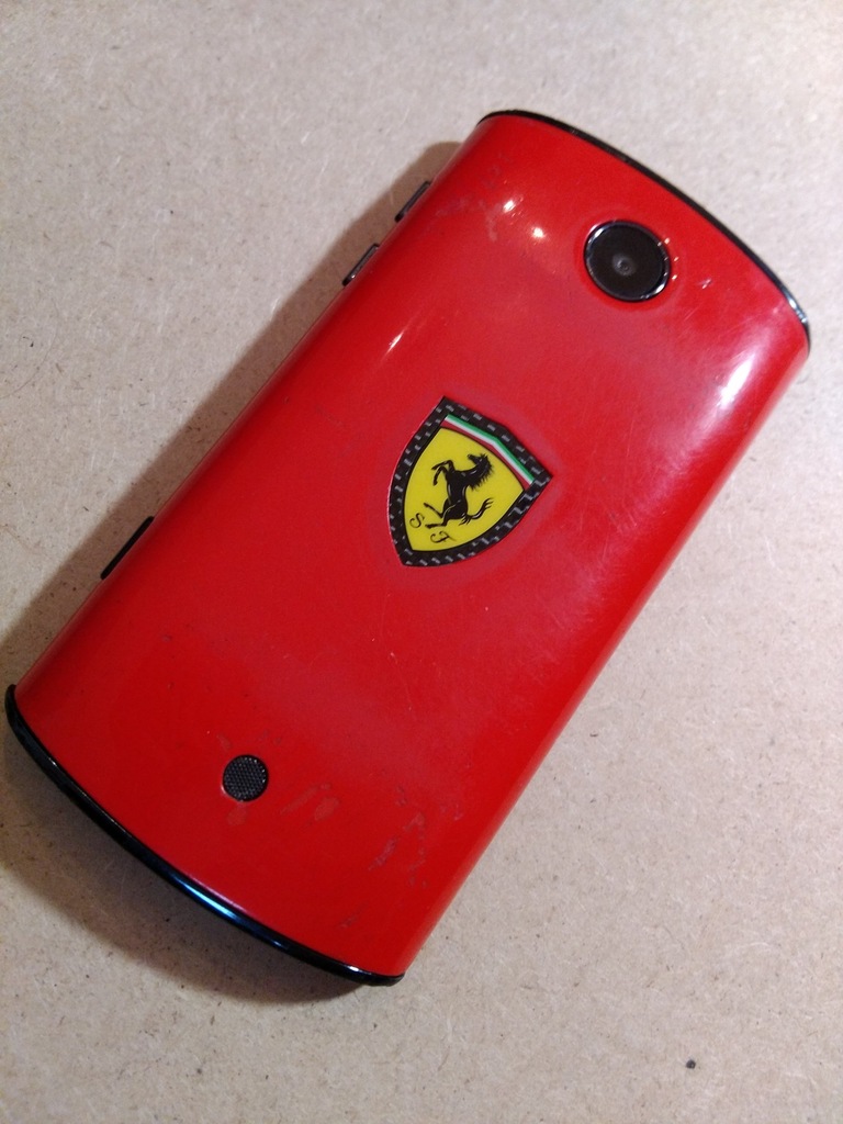 Telefon acer e310 liquid mini FERRARI Bcm