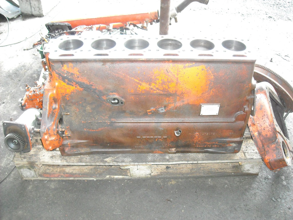 Blok silnika; głowica MWM  D227-6 Deutz , Renault