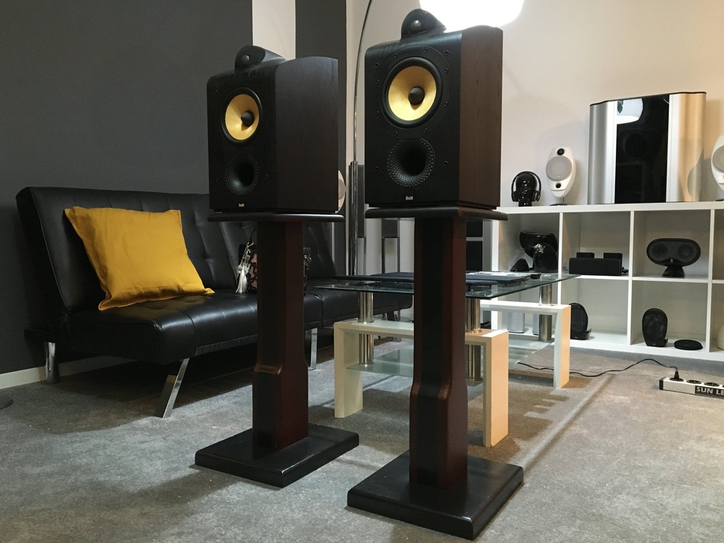 Hi-End Kolumny Bowers & Wilkins 705 + standy