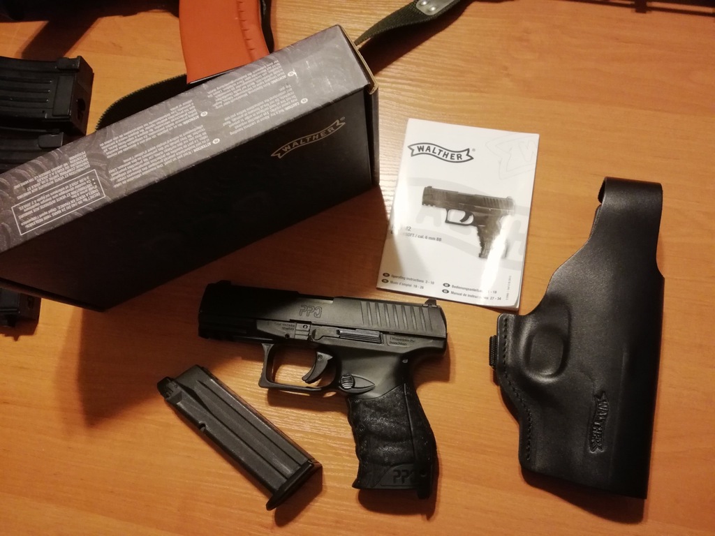 Pistolet Walther PPQ M2 6mm na Green Gas (ASG)