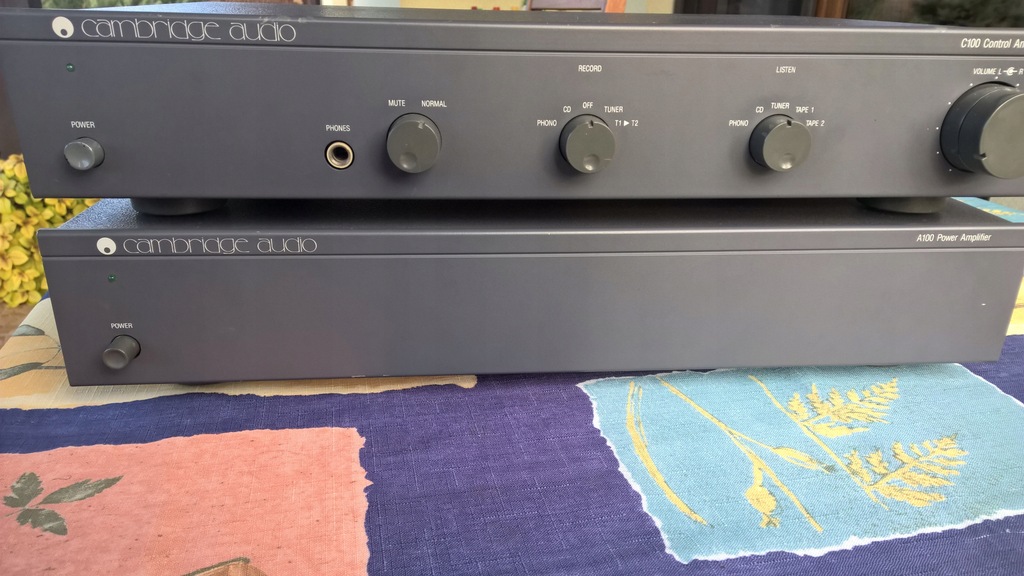 Wzmacniacz CAMBRIDGE AUDIO C100 + A100