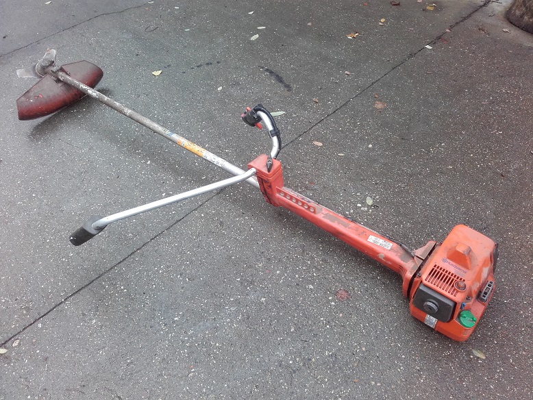 KOSA SPALINOWA STIHL FS 235 R