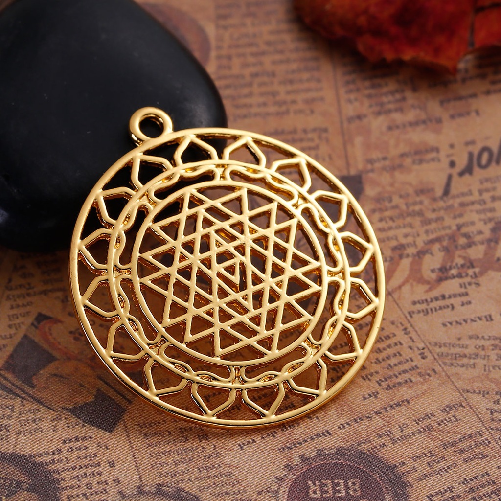 Zawieszka sri yantra, 1 szt [0027] WYPRZEDAŻ