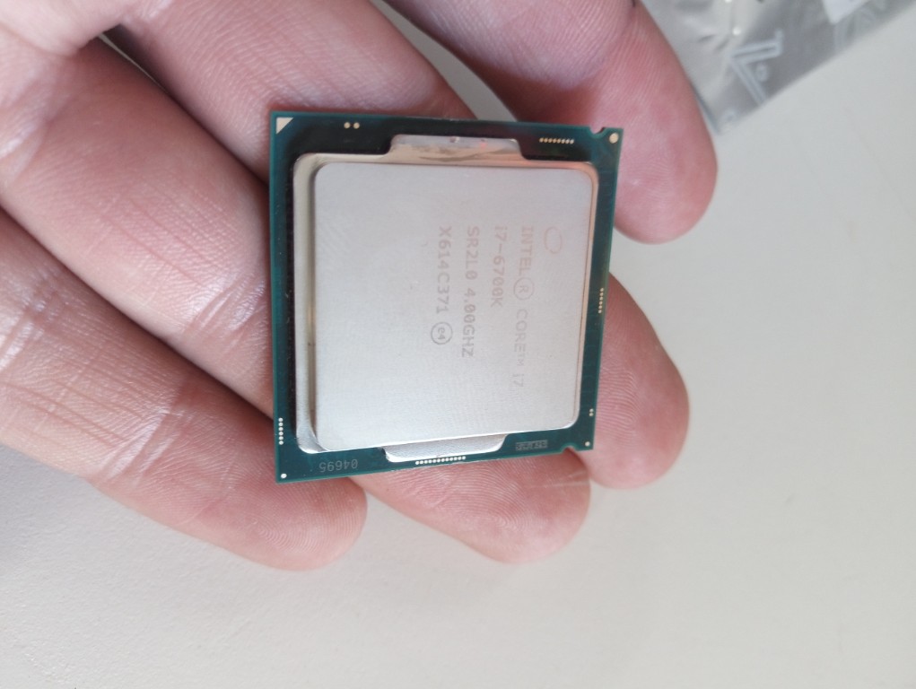 Procesor Intel Core i7 6700K uszkodzony
