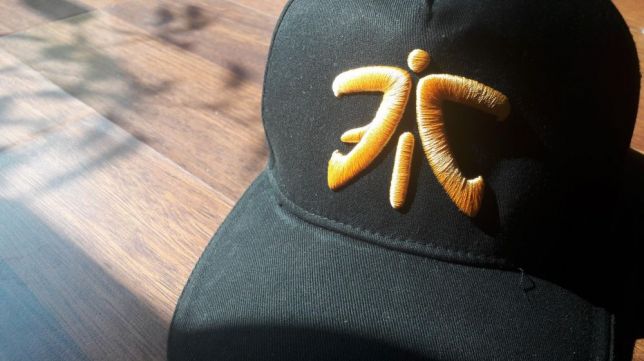 Czapka Fnatic MSI mega! IEM Katowice KrimZ Flusha