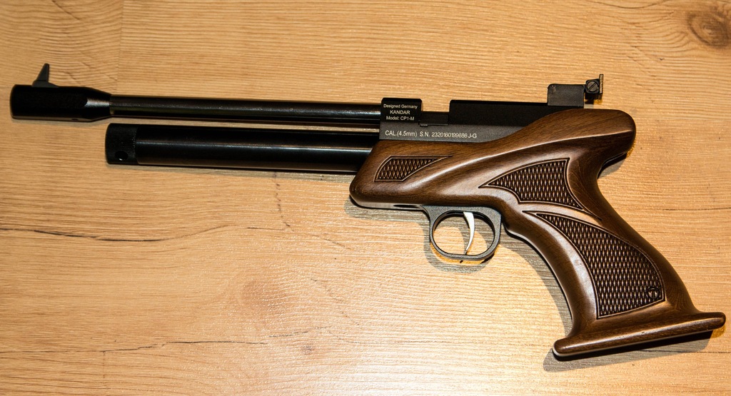 Pistolet Kandar CP1-M magazynek 4,5mm PRAWY Mod.1