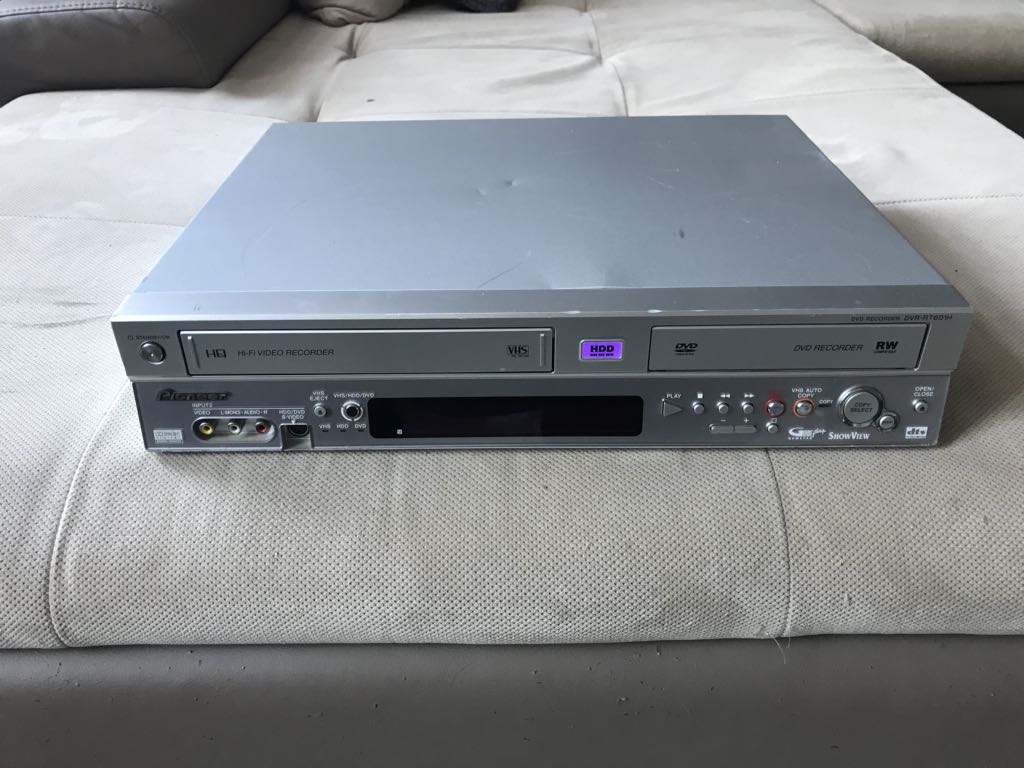 NAGRYWARKA DVD/VHS PIONEER DVR-RT 601 H-S OKAZJA