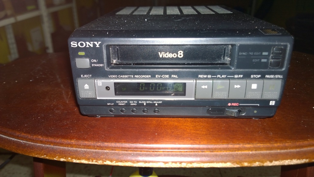 Magnetowid montażowy SONY EV-C3E