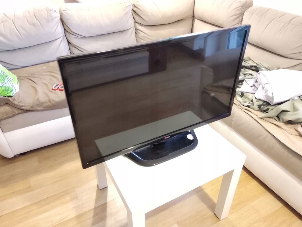 TV LCD LG 32LN5400 USB HDMI matryca cała