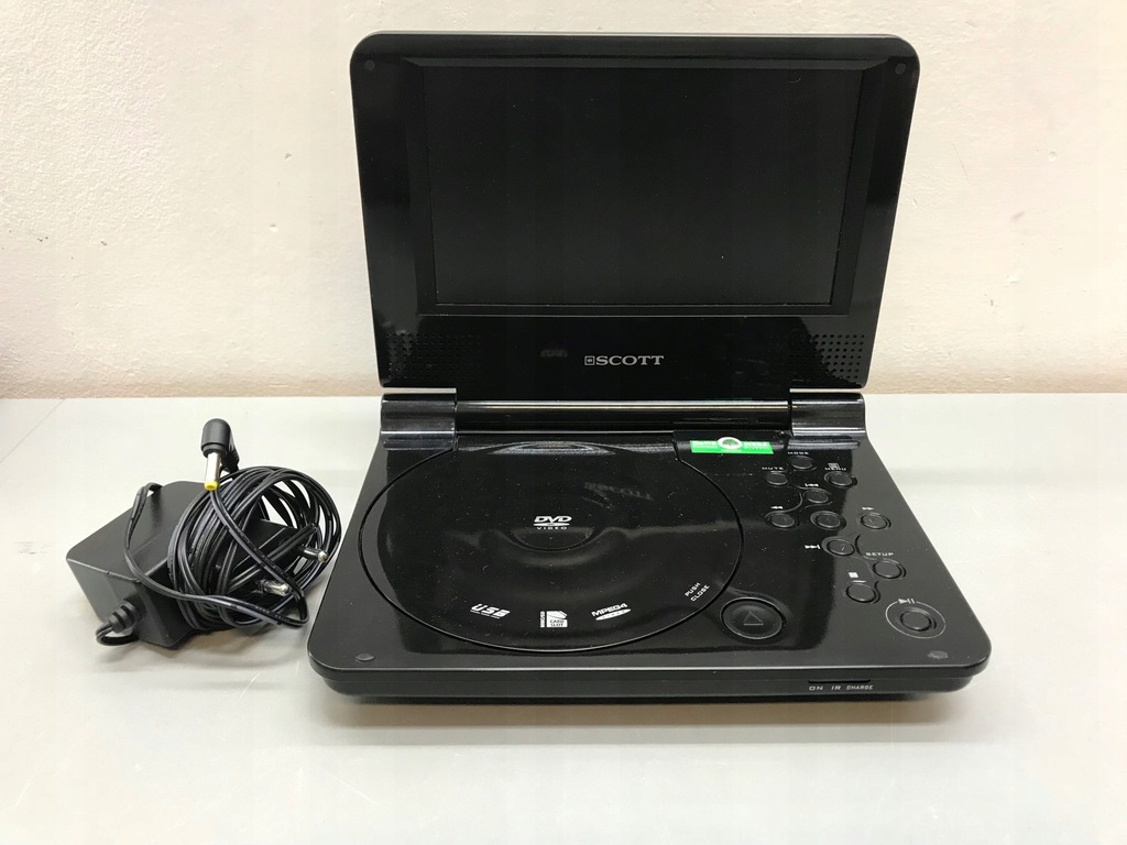 ODTWARZACZ PRZENOŚNE DVD DPX768BK 15570C