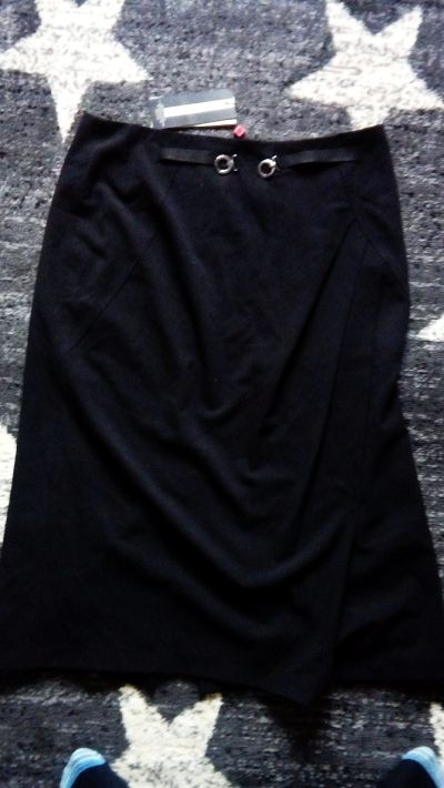 Monnari spodnica roz 44 nowa czarna elegancka
